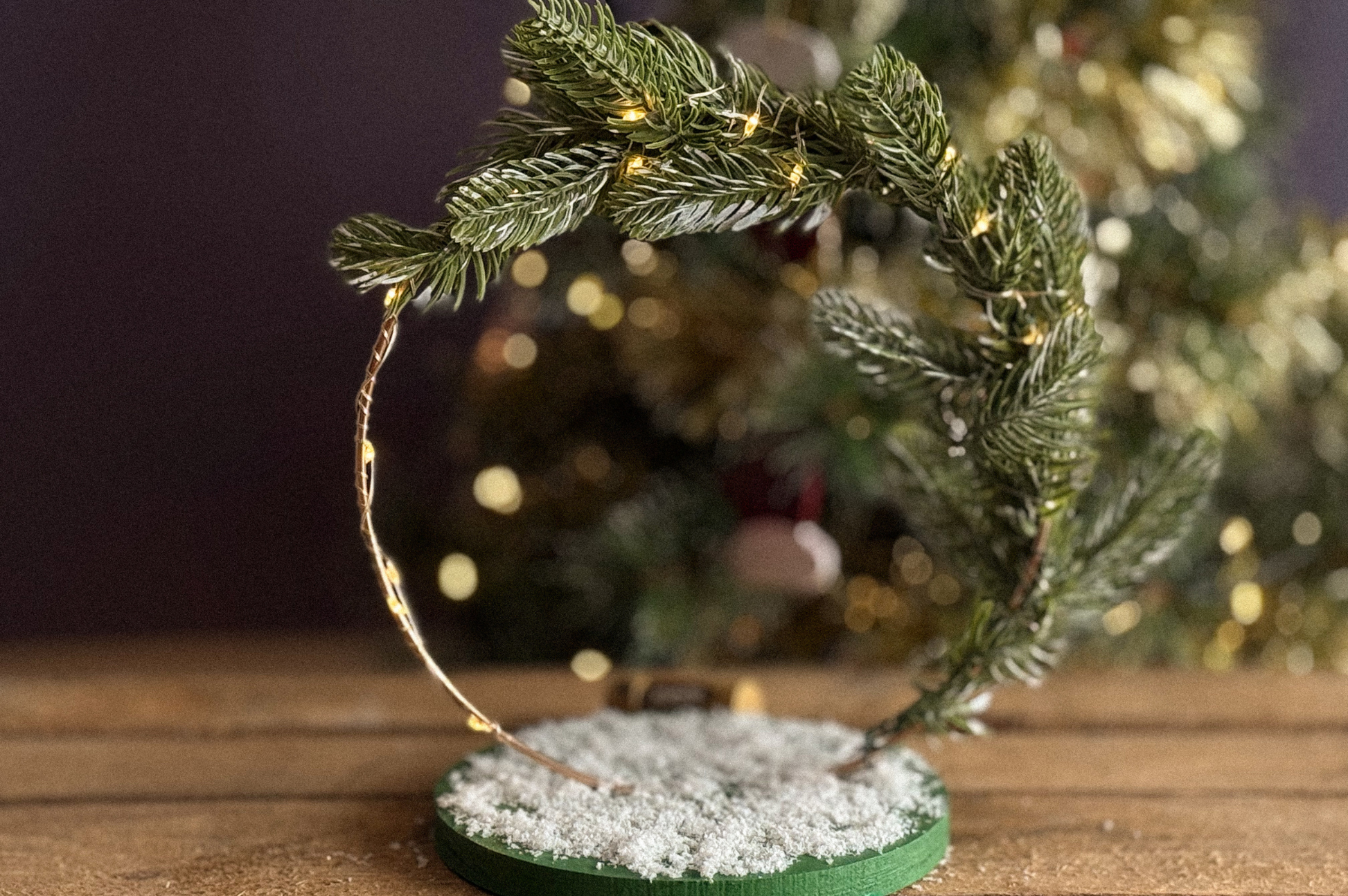 Kerstring met gnomen en lampjes