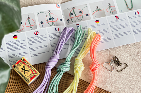 DIY pakket Macramé sleutelhanger (2 stuks)